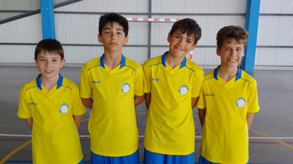 Equipo de la Academia de Deportes del Colegio Karol Wojtyla
